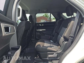 2023 Ford Explorer XLT - miniatura 13