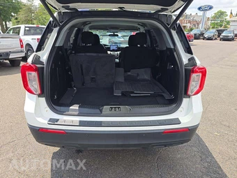 2023 Ford Explorer XLT - miniatura 15
