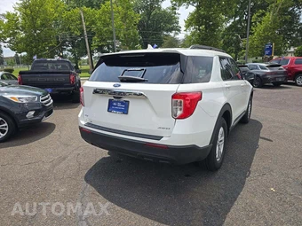 2023 Ford Explorer XLT - miniatura 3
