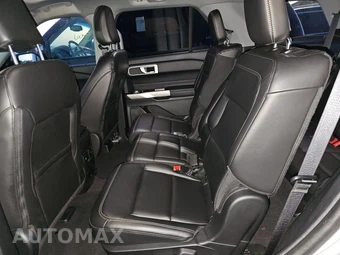 2023 Ford Explorer XLT - miniatura 13