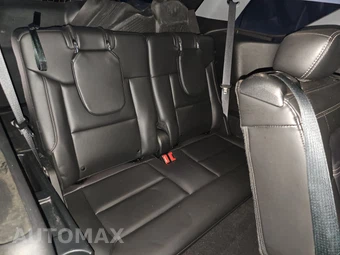 2023 Ford Explorer XLT - miniatura 14