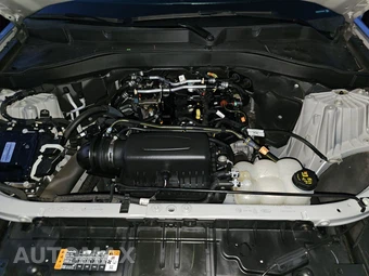 2023 Ford Explorer XLT - miniatura 16