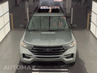 2023 Ford Explorer XLT - miniatura 2