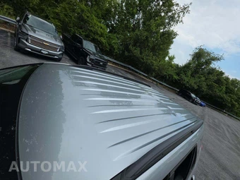 2023 Ford Explorer XLT - miniatura 12