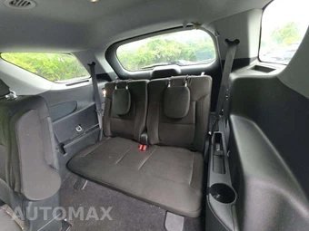 2023 Ford Explorer XLT - miniatura 14