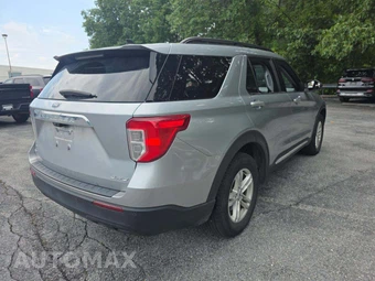 2023 Ford Explorer XLT - miniatura 3