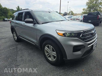2023 Ford Explorer XLT - miniatura 4