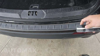 2023 Ford Explorer XLT - miniatura 18