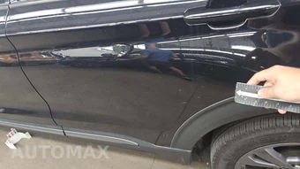 2023 Ford Explorer XLT - miniatura 8