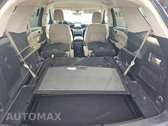 2023 Ford Explorer XLT - miniatura 11