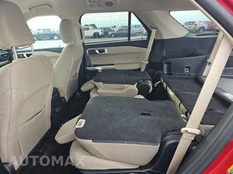 2023 Ford Explorer XLT - miniatura 9