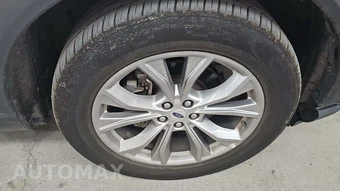 2023 Ford Explorer XLT - miniatura 24