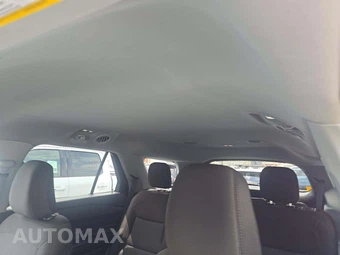 2023 Ford Explorer XLT - miniatura 11