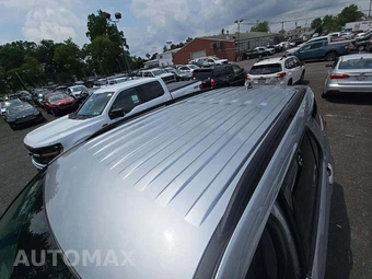 2023 Ford Explorer XLT - miniatura 12