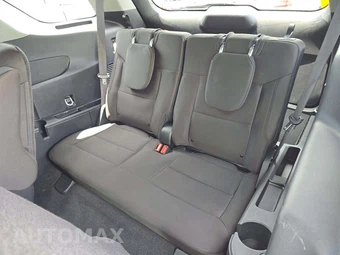2023 Ford Explorer XLT - miniatura 14