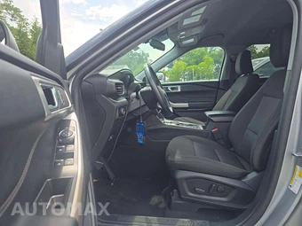 2023 Ford Explorer XLT - miniatura 6