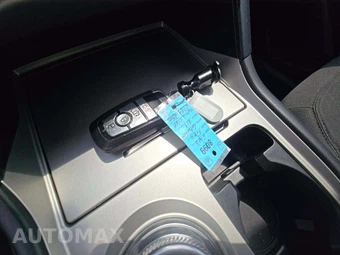2023 Ford Explorer XLT - miniatura 8