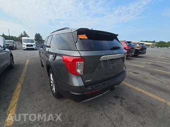 2023 Ford Explorer XLT - miniatura 2