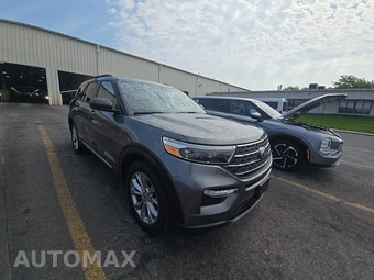 2023 Ford Explorer XLT - miniatura 3