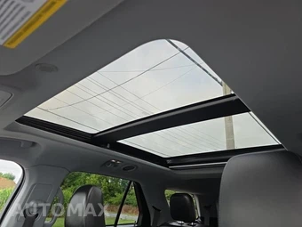 2023 Ford Explorer XLT - miniatura 17