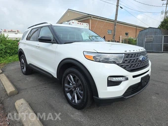 2023 Ford Explorer XLT - miniatura 3