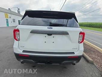 2023 Ford Explorer XLT - miniatura 5