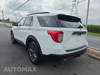 2023 Ford Explorer XLT - miniatura 6