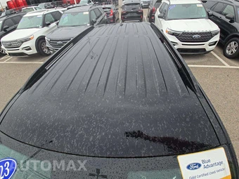 2023 Ford Explorer XLT - miniatura 12