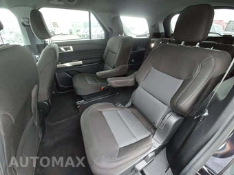 2023 Ford Explorer XLT - miniatura 13