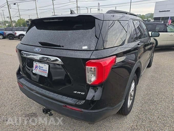 2023 Ford Explorer XLT - miniatura 3