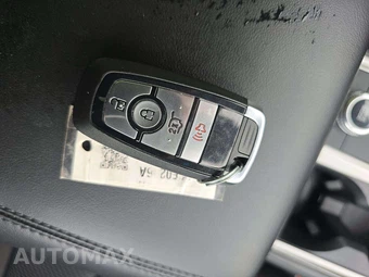 2023 Ford Explorer XLT - miniatura 8