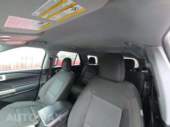 2023 Ford Explorer XLT - miniatura 11
