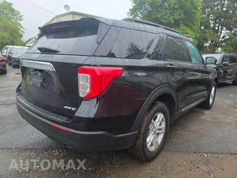 2023 Ford Explorer XLT - miniatura 3