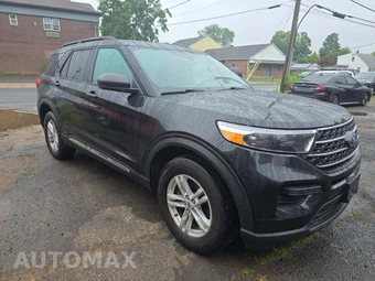 2023 Ford Explorer XLT - miniatura 4