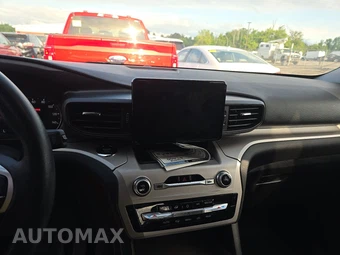 2023 Ford Explorer XLT - miniatura 6