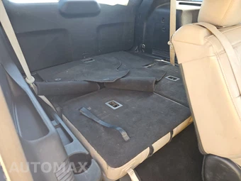 2023 Ford Explorer XLT - miniatura 14