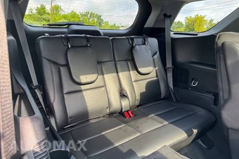 2023 Ford Explorer XLT - miniatura 15