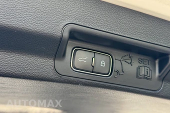 2023 Ford Explorer XLT - miniatura 19