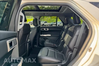 2023 Ford Explorer XLT - miniatura 20