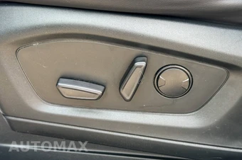 2023 Ford Explorer XLT - miniatura 24
