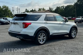 2023 Ford Explorer XLT - miniatura 3