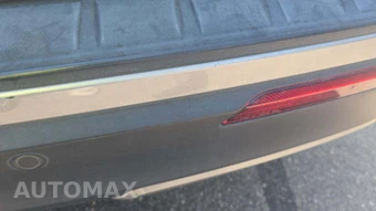 2023 Ford Explorer XLT - miniatura 25