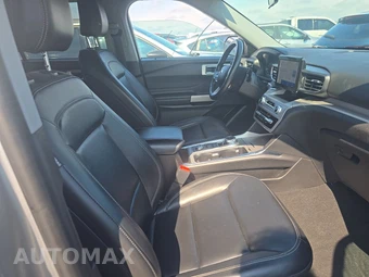 2023 Ford Explorer XLT - miniatura 8