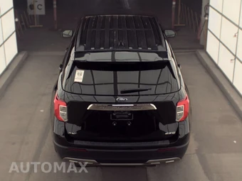 2023 Ford Explorer XLT - miniatura 5