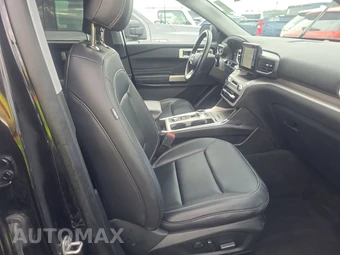 2023 Ford Explorer XLT - miniatura 8