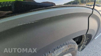 2023 Ford Explorer XLT – miniatura 18