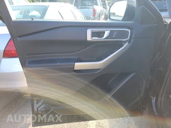 2023 Ford Explorer XLT – miniatura 33