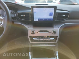 2023 Ford Explorer XLT – miniatura 6