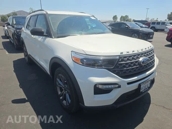 2023 Ford Explorer XLT - miniatura 3