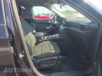 2023 Ford Explorer XLT - miniatura 8